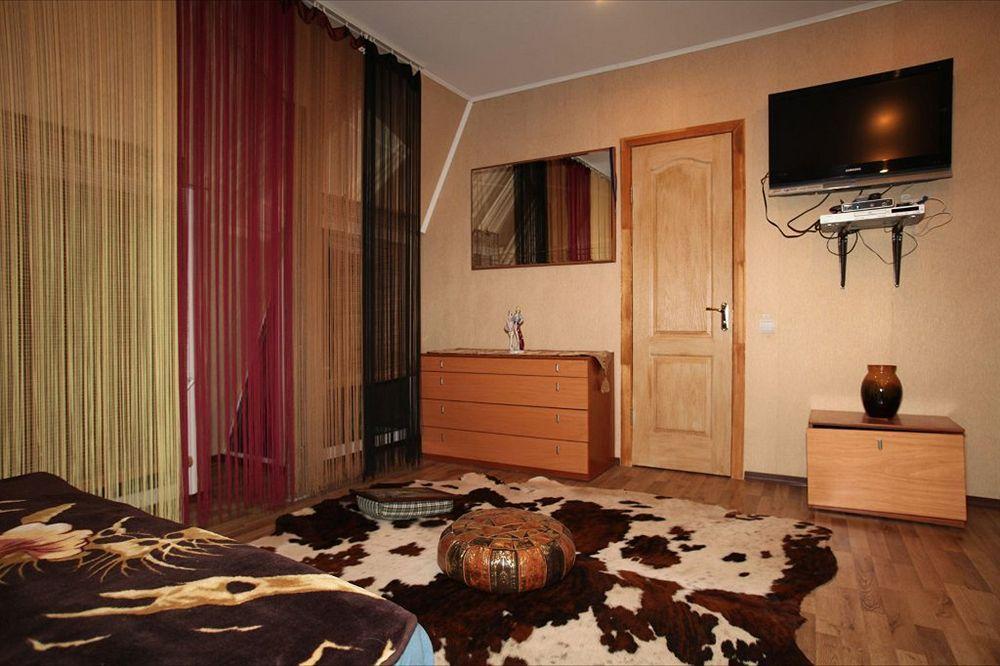 Yellowunlimited Hotel Charkov Buitenkant foto