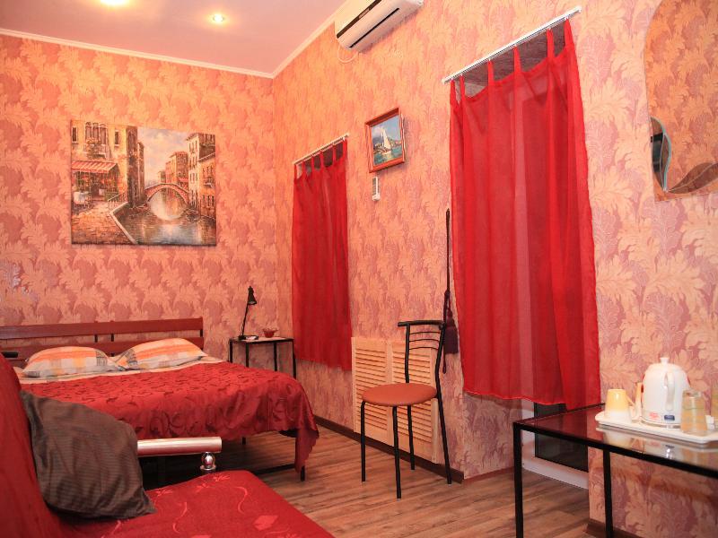 Yellowunlimited Hotel Charkov Buitenkant foto