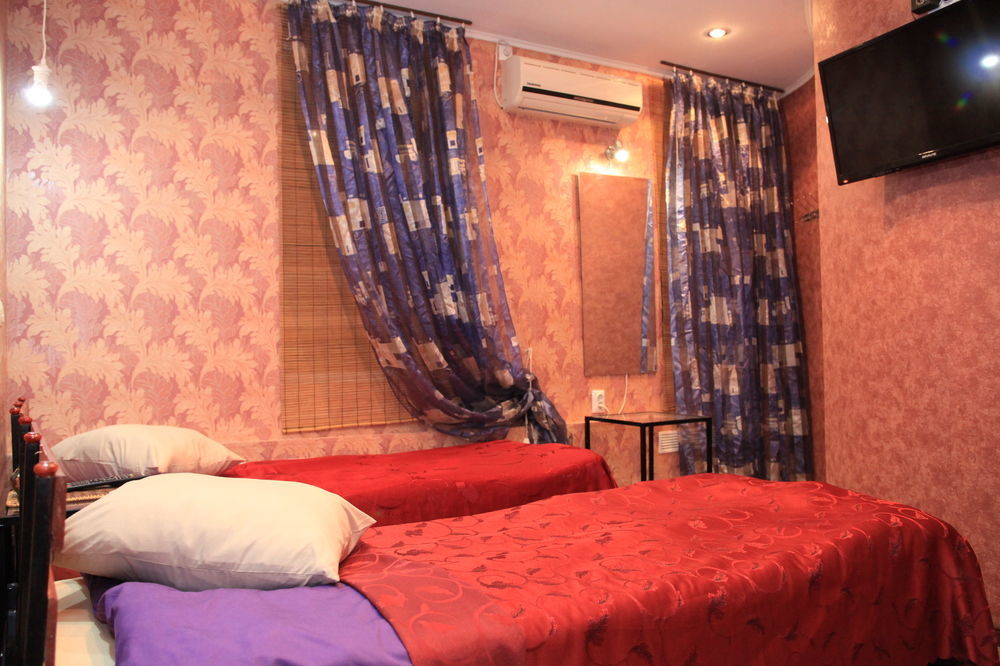 Yellowunlimited Hotel Charkov Buitenkant foto