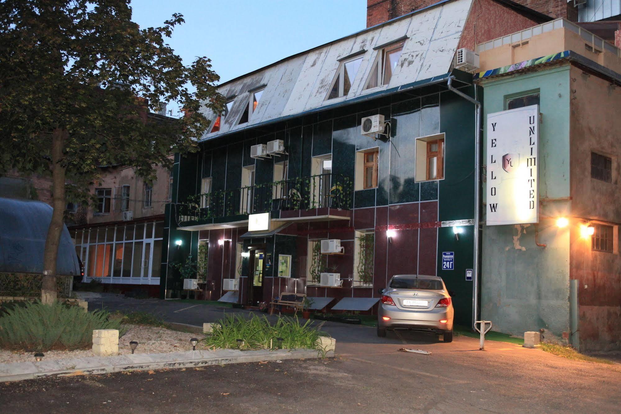 Yellowunlimited Hotel Charkov Buitenkant foto