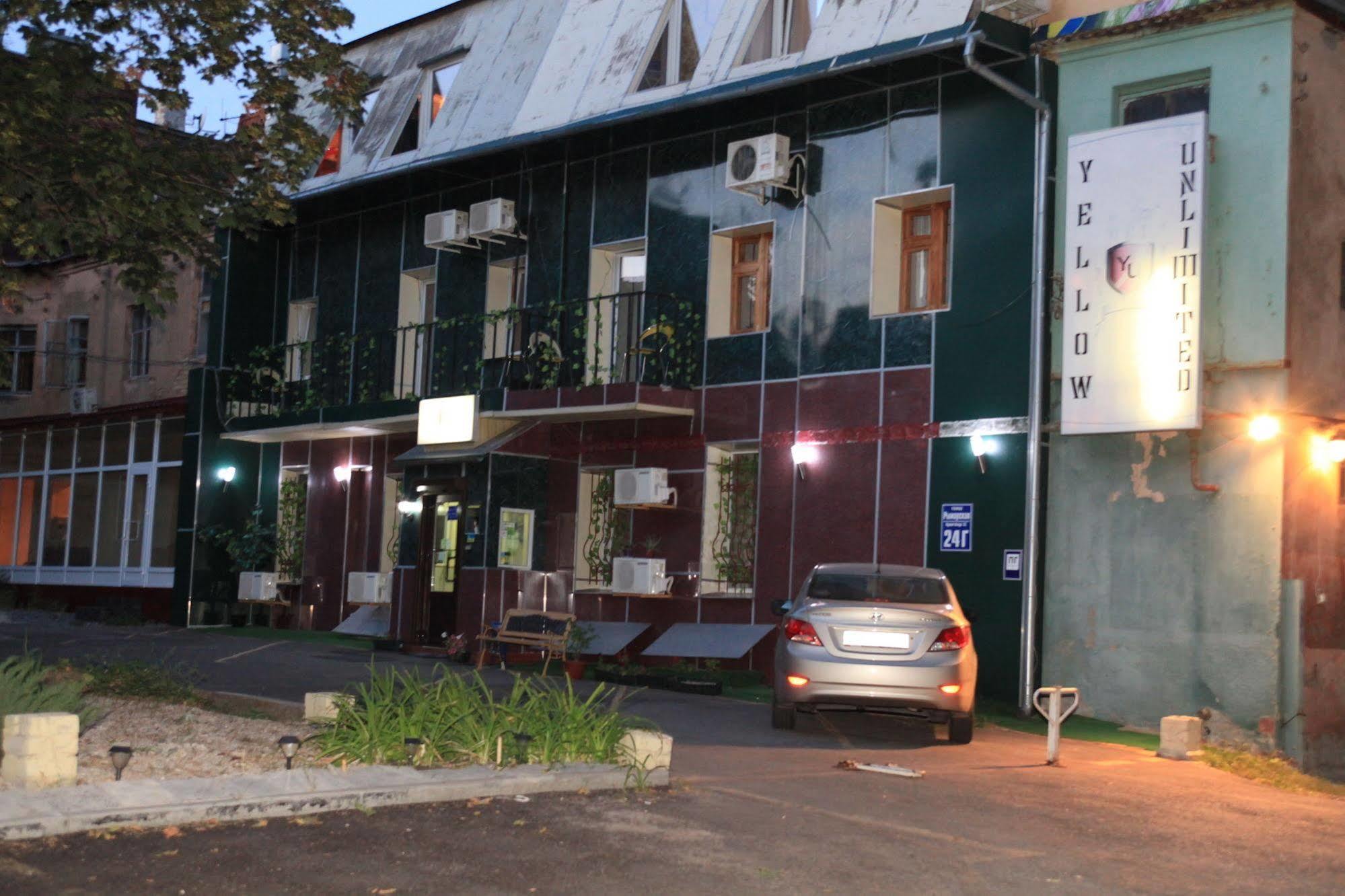 Yellowunlimited Hotel Charkov Buitenkant foto